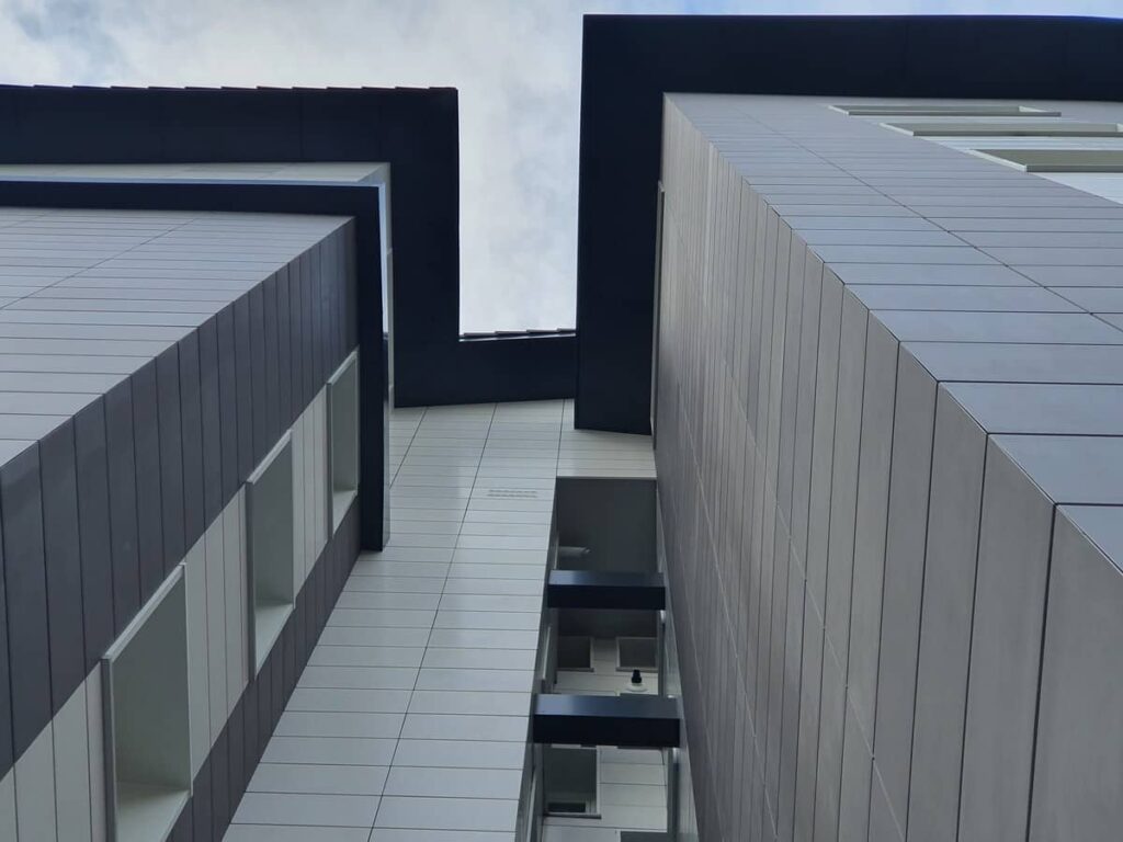 escolta-real-65-67-69-donostia-10